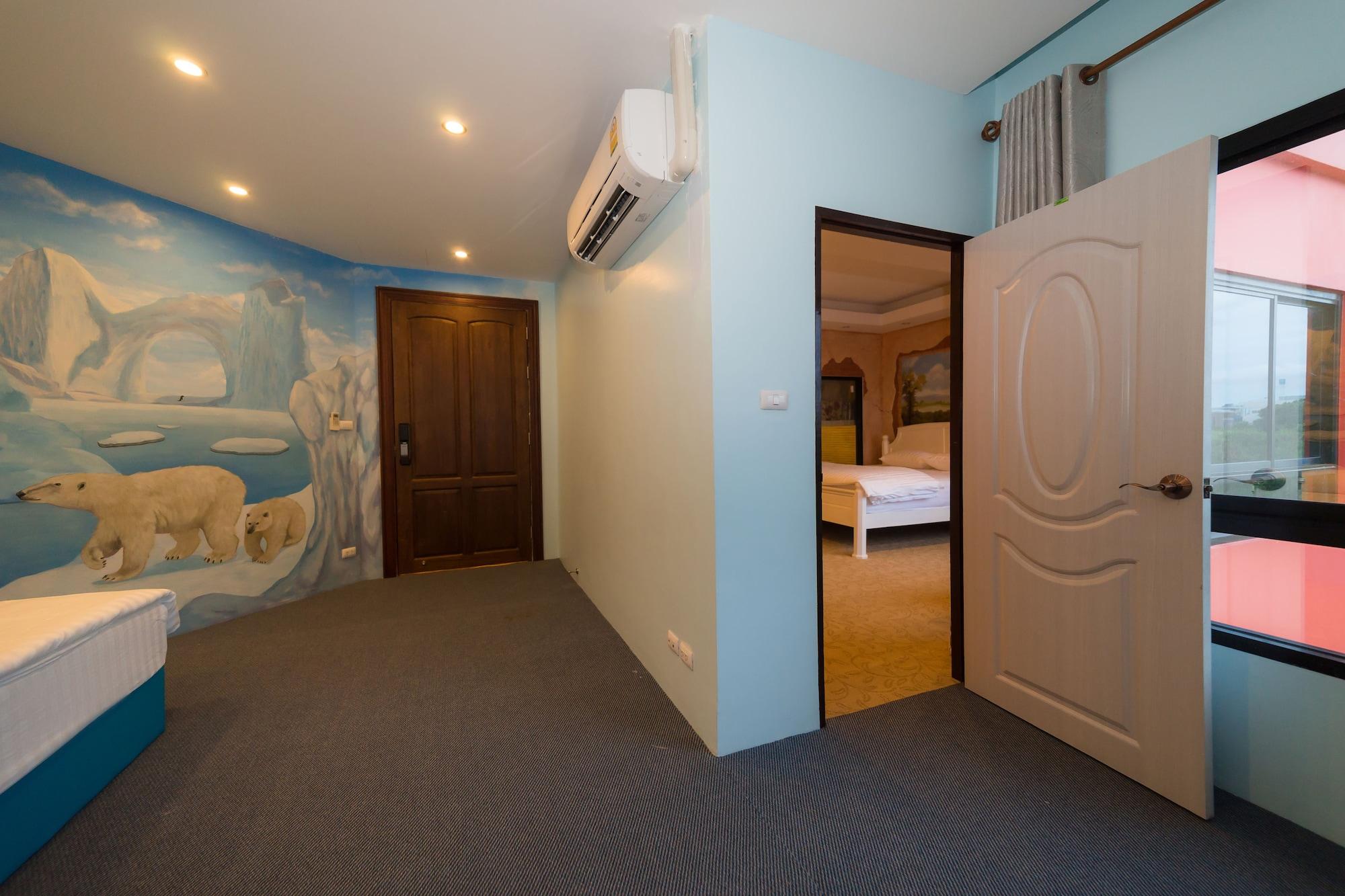 Thongtara House Boutique Srinakarin Hotel Банкок Екстериор снимка