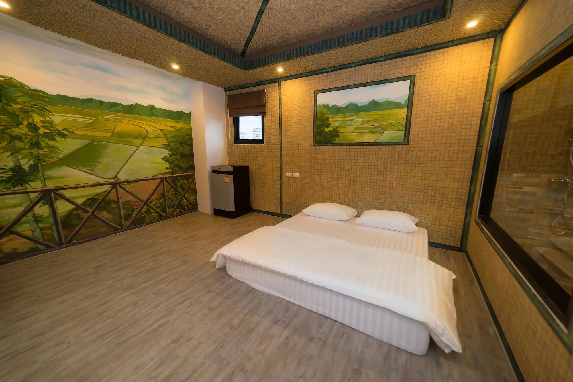 Thongtara House Boutique Srinakarin Hotel Банкок Екстериор снимка